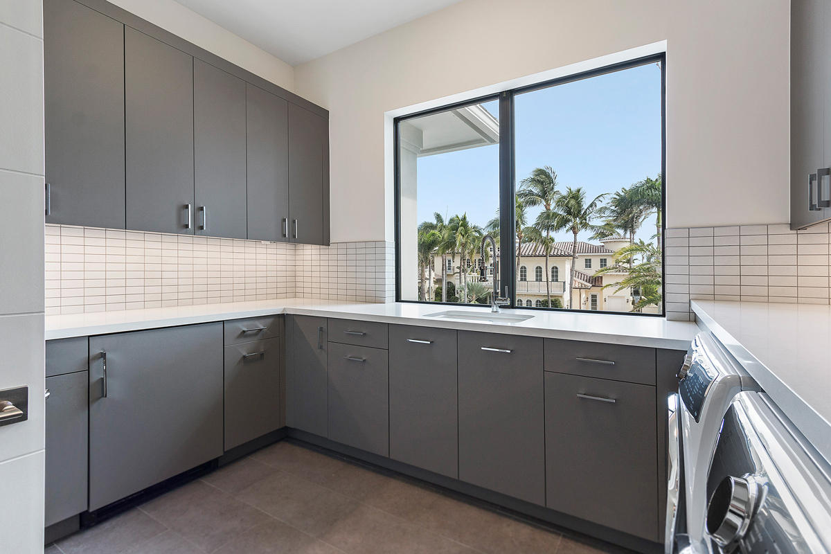 Royal Palm Yacht & Countr - Residential