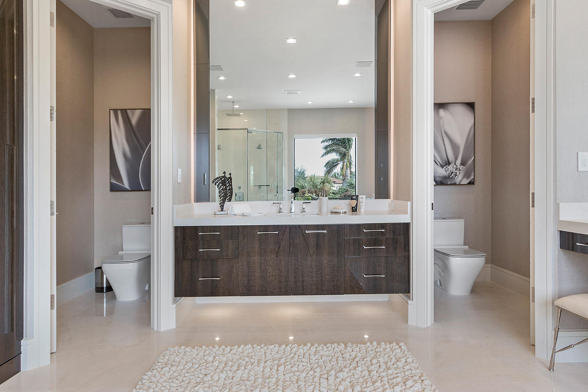 Royal Palm Yacht & Countr - Residential