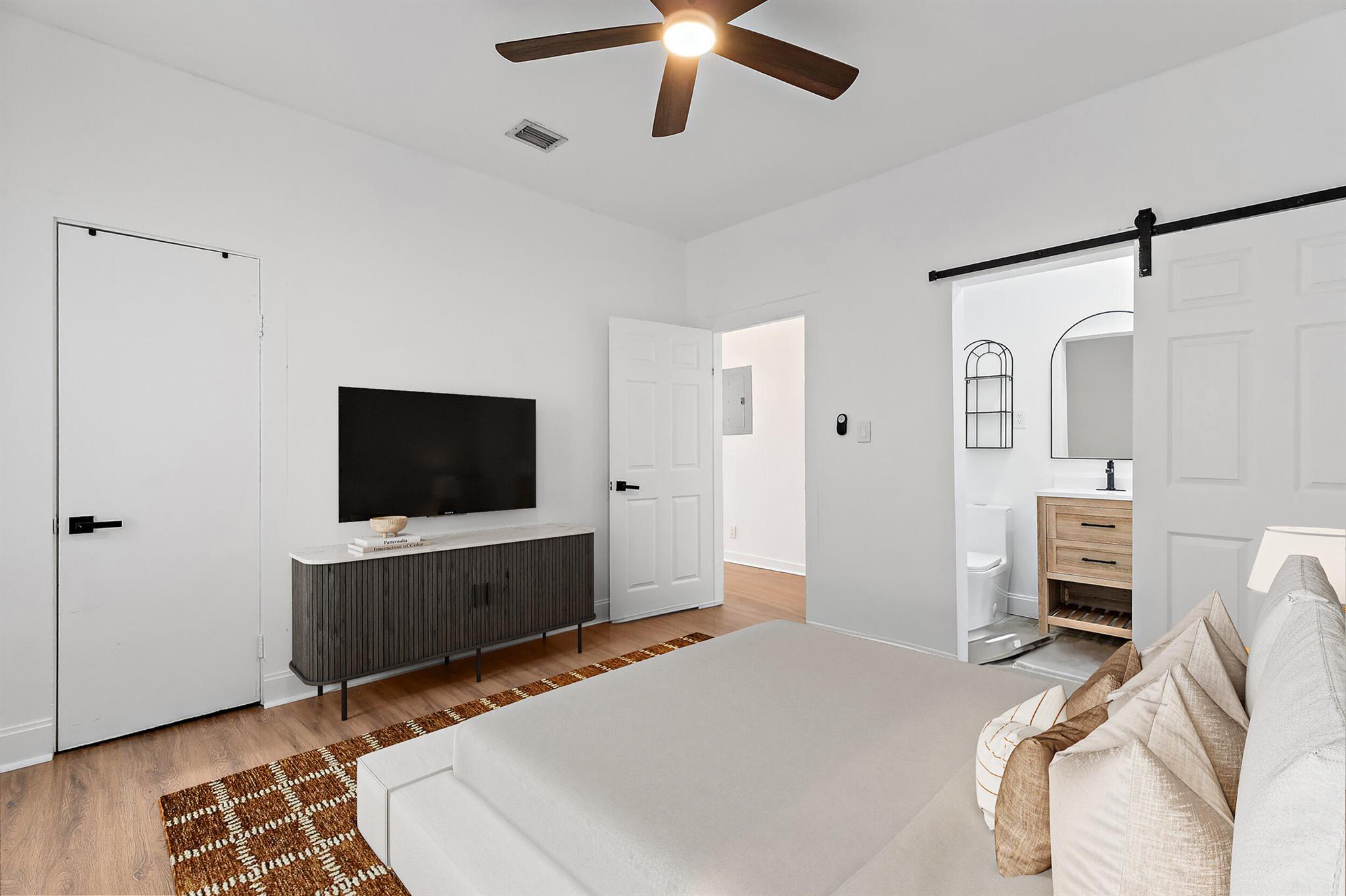 BOYNTON HILLS - Residential