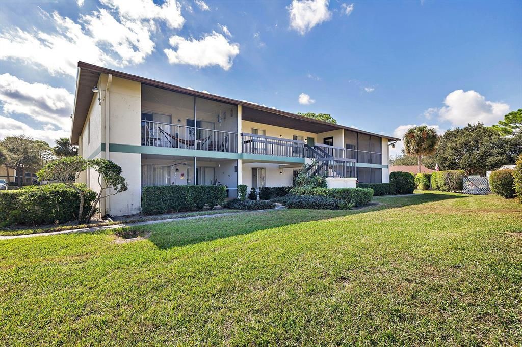 Photo of 6341 Chasewood Drive #H, Jupiter, FL 33458 (MLS # R10862324)