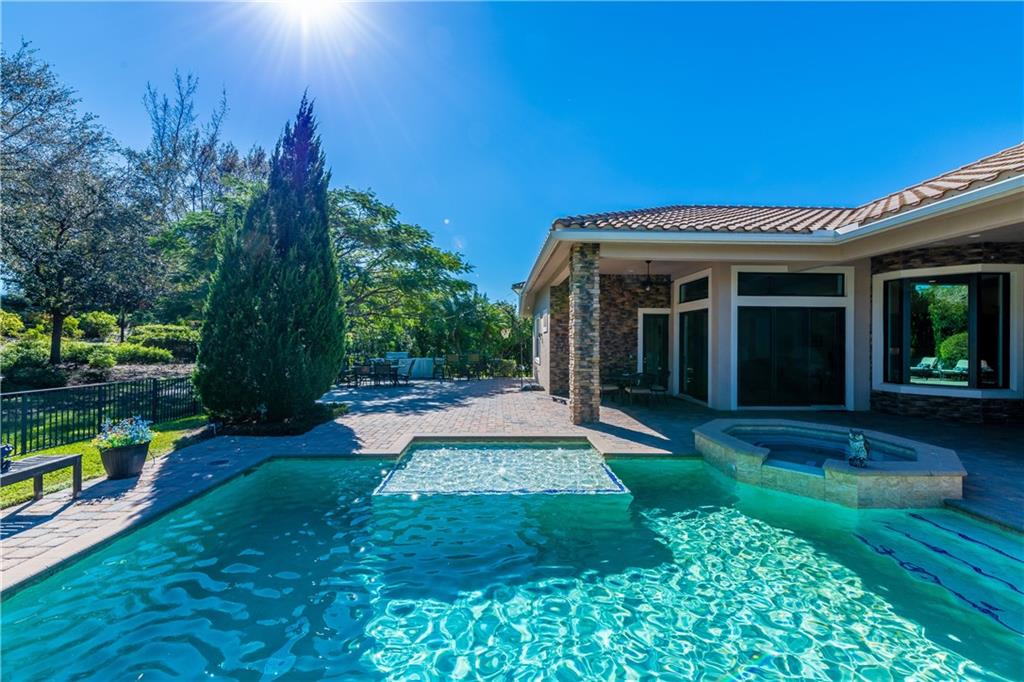Parkland Golf & Country C - Residential
