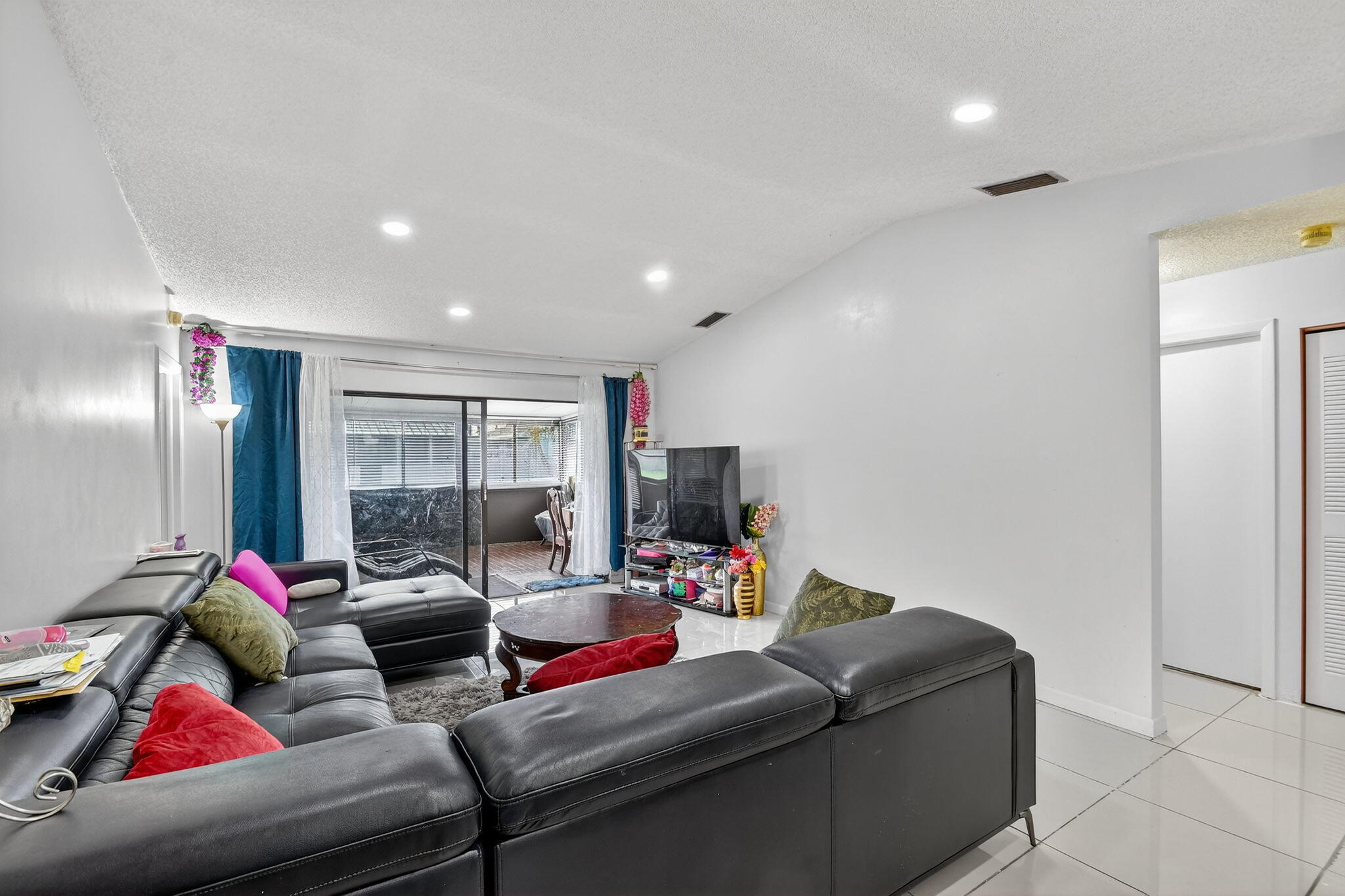 BOYNTON LAKES 2 - Residential