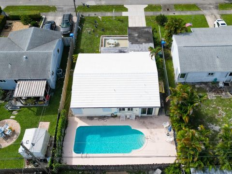 5264 NE 3rd Ter Fort Lauderdale FL 33334