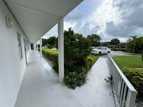 A home in Deerfield Beach