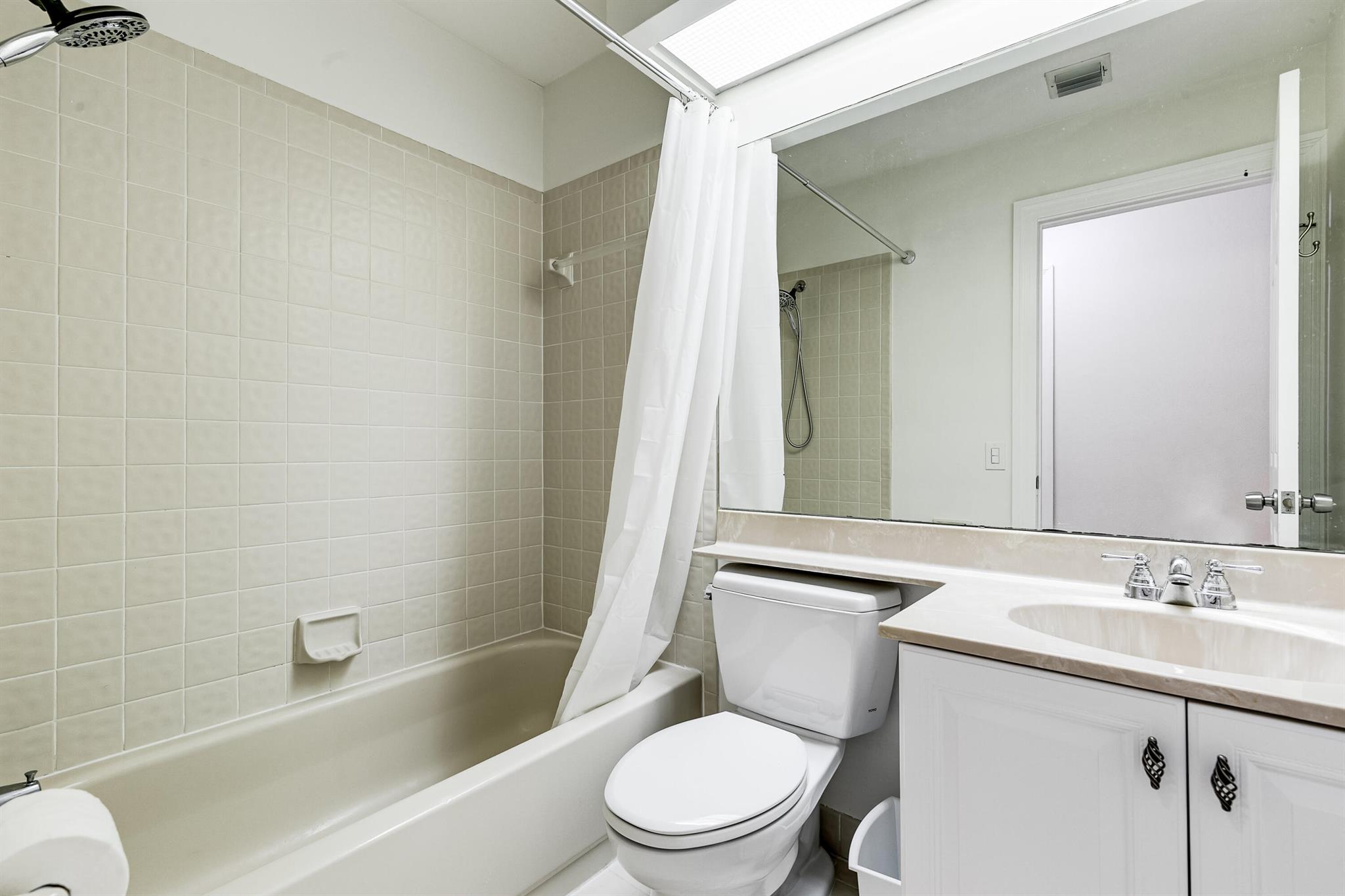 PRESTWICK CHASE - Residential