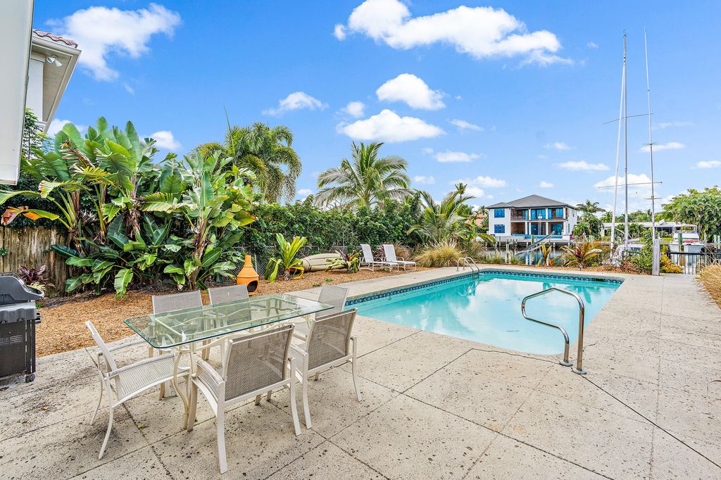 Photo of 733 Waterway Drive, North Palm Beach, FL 33408 (MLS # R11036218)