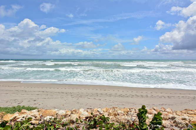 JUPITER INLET BEACH COLONY - Residential