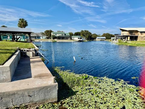 A home in Okeechobee