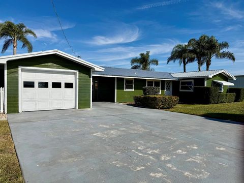 A home in Okeechobee