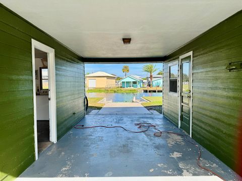 A home in Okeechobee