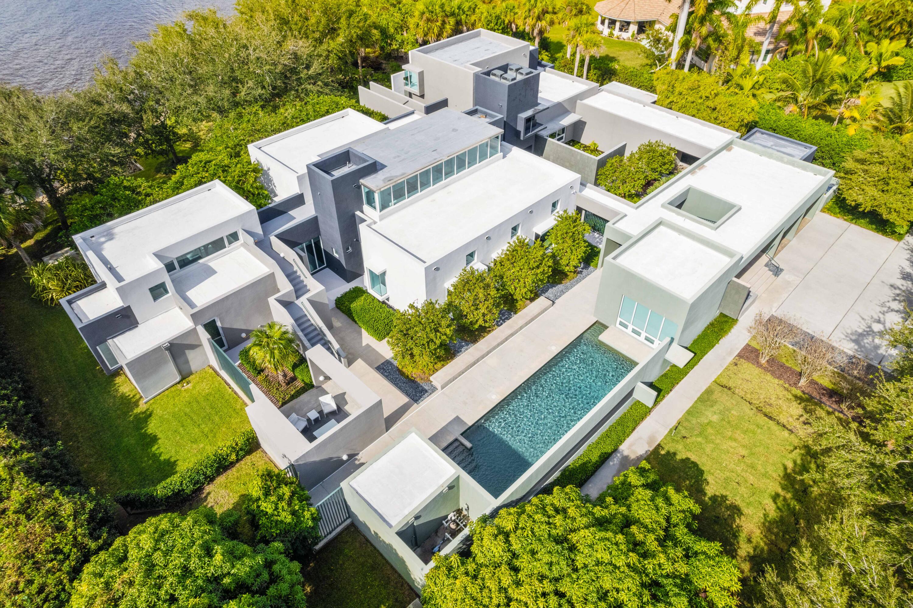 NORTH RIVER SHORES - Land