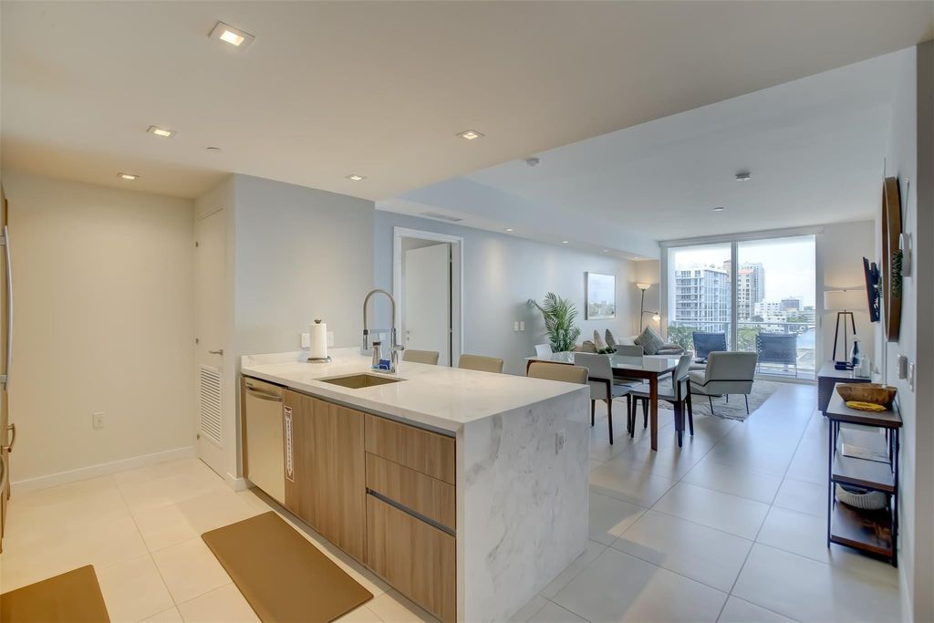 Photo of 401 N Birch Road #705, Fort Lauderdale, FL 33304 (MLS # F10530124)