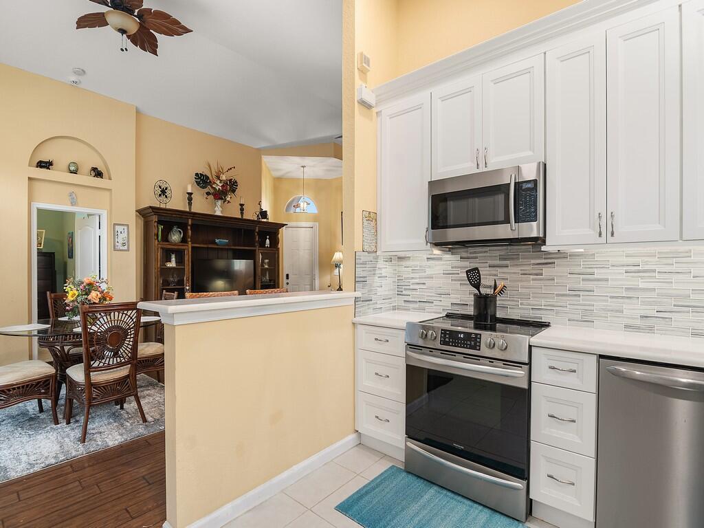 PORTOFINO SHORES - Residential