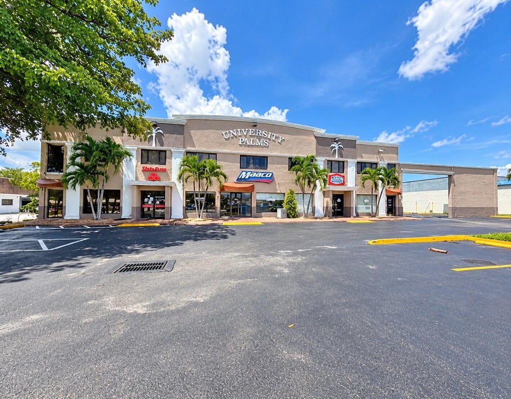 Photo of 4907 N UNIVERSITY Drive, Lauderhill, FL 33351 (MLS # B26073151)
