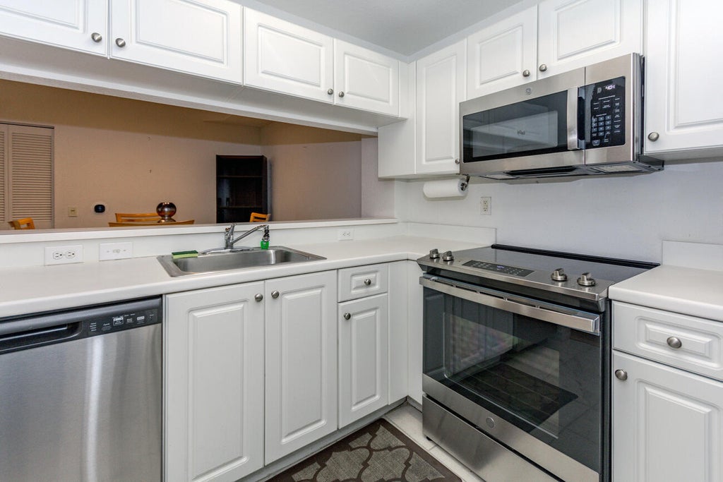 Photo of 2810 Grande Parkway #104, Palm Beach Gardens, FL 33410 (MLS # R10931616)