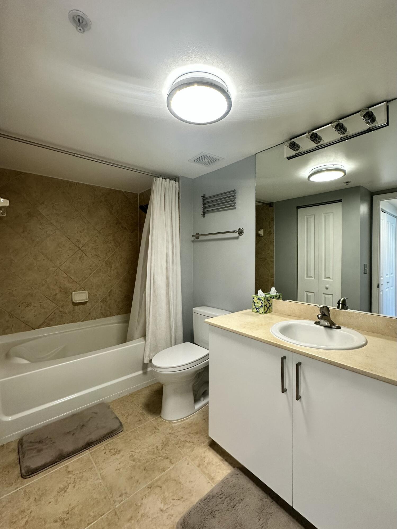 PRADO CONDO - Residential Lease