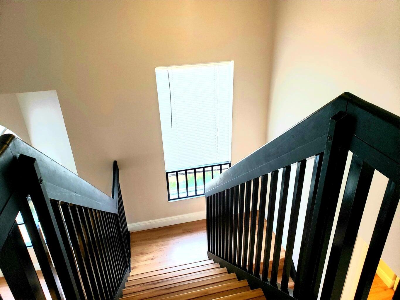 STERLING VILLAGES OF PALM - Residential Lease