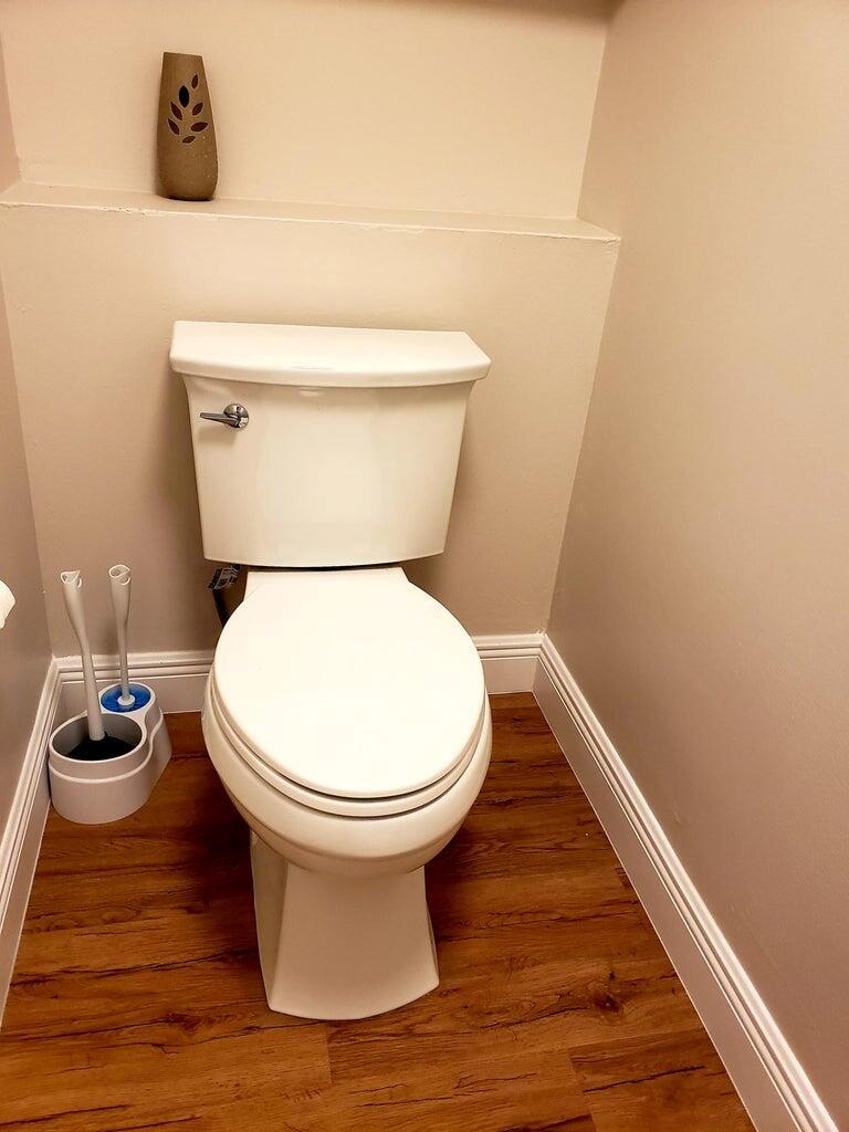 STERLING VILLAGES OF PALM - Residential Lease