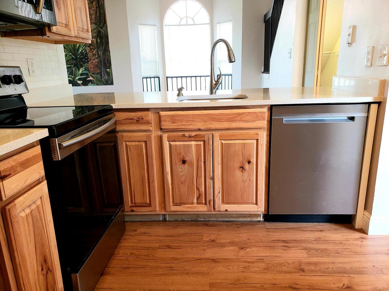 STERLING VILLAGES OF PALM - Residential Lease