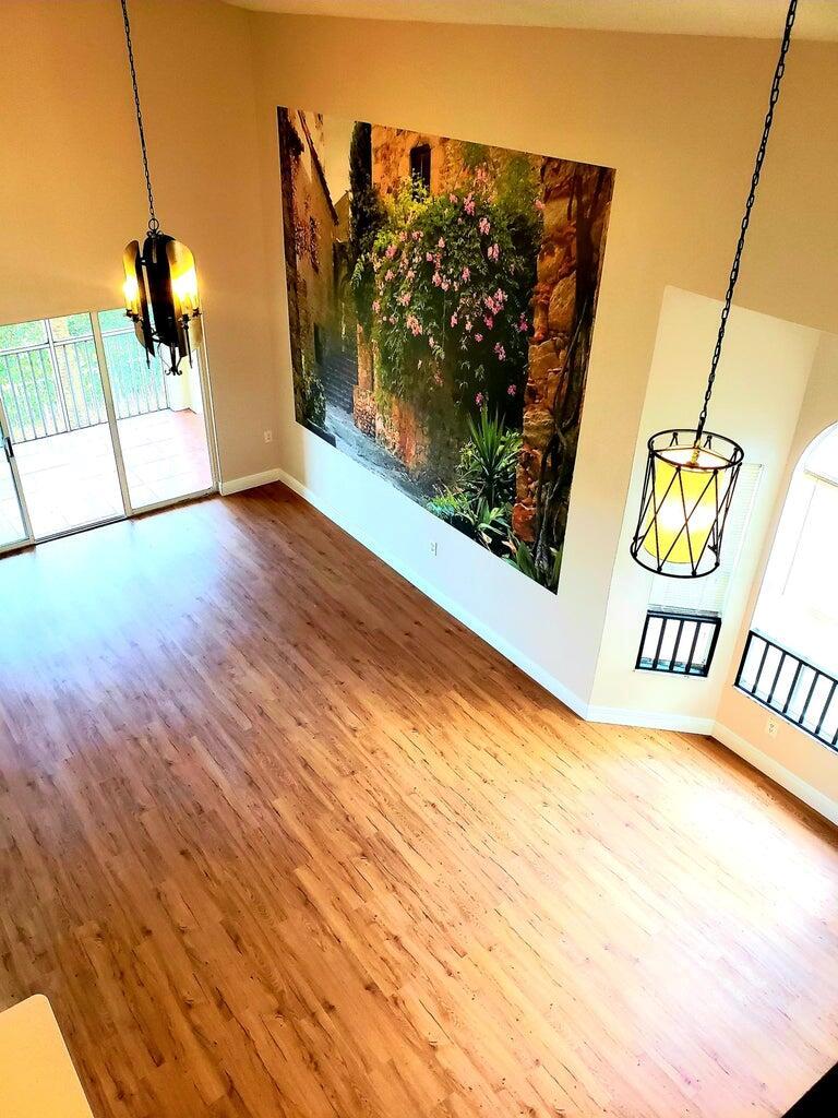 STERLING VILLAGES OF PALM - Residential Lease