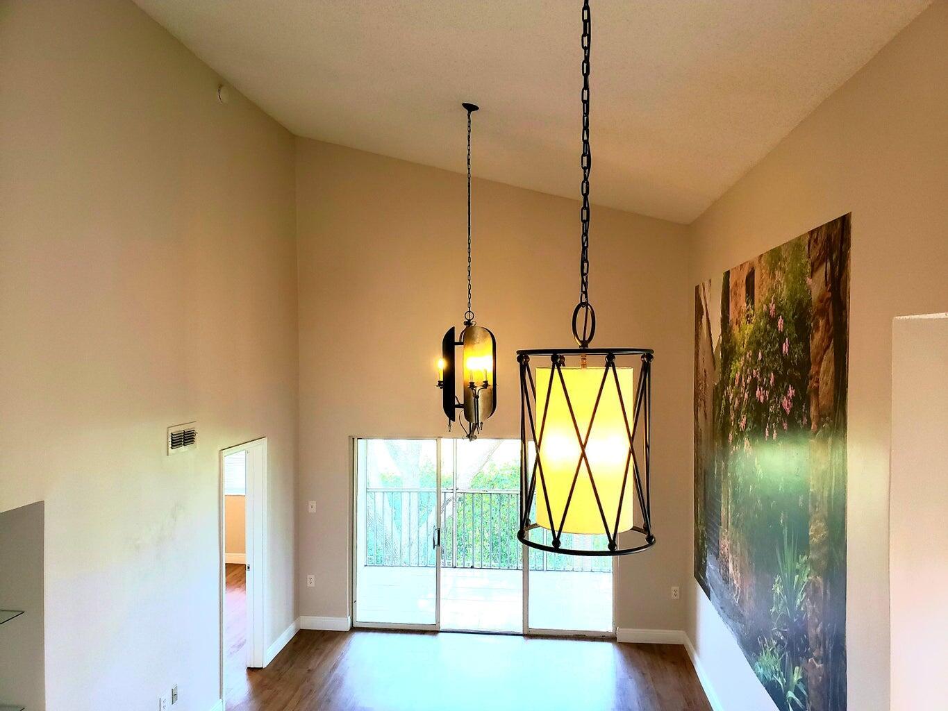 STERLING VILLAGES OF PALM - Residential Lease