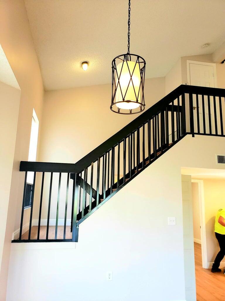 STERLING VILLAGES OF PALM - Residential Lease