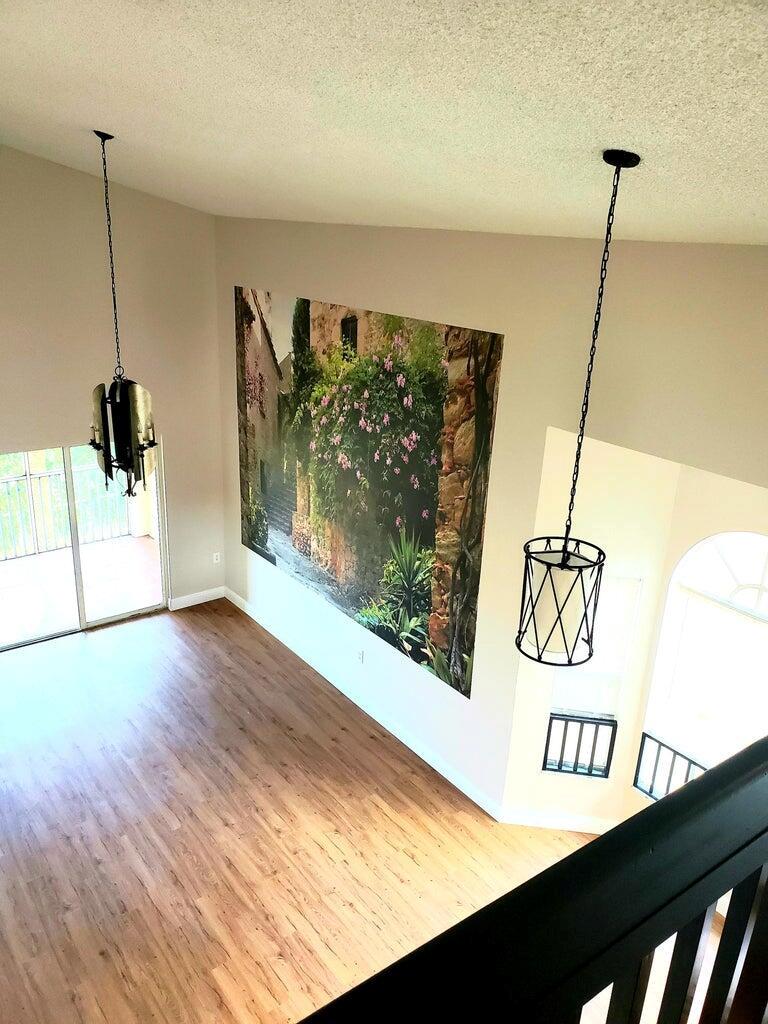 STERLING VILLAGES OF PALM - Residential Lease