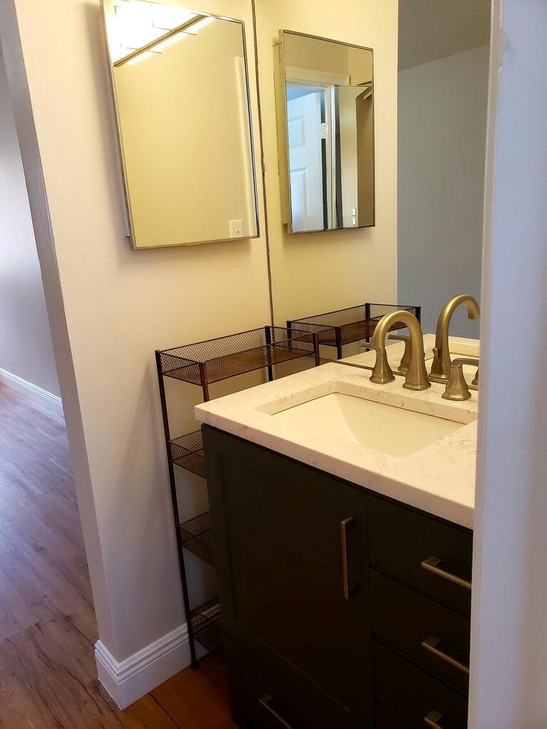 STERLING VILLAGES OF PALM - Residential Lease