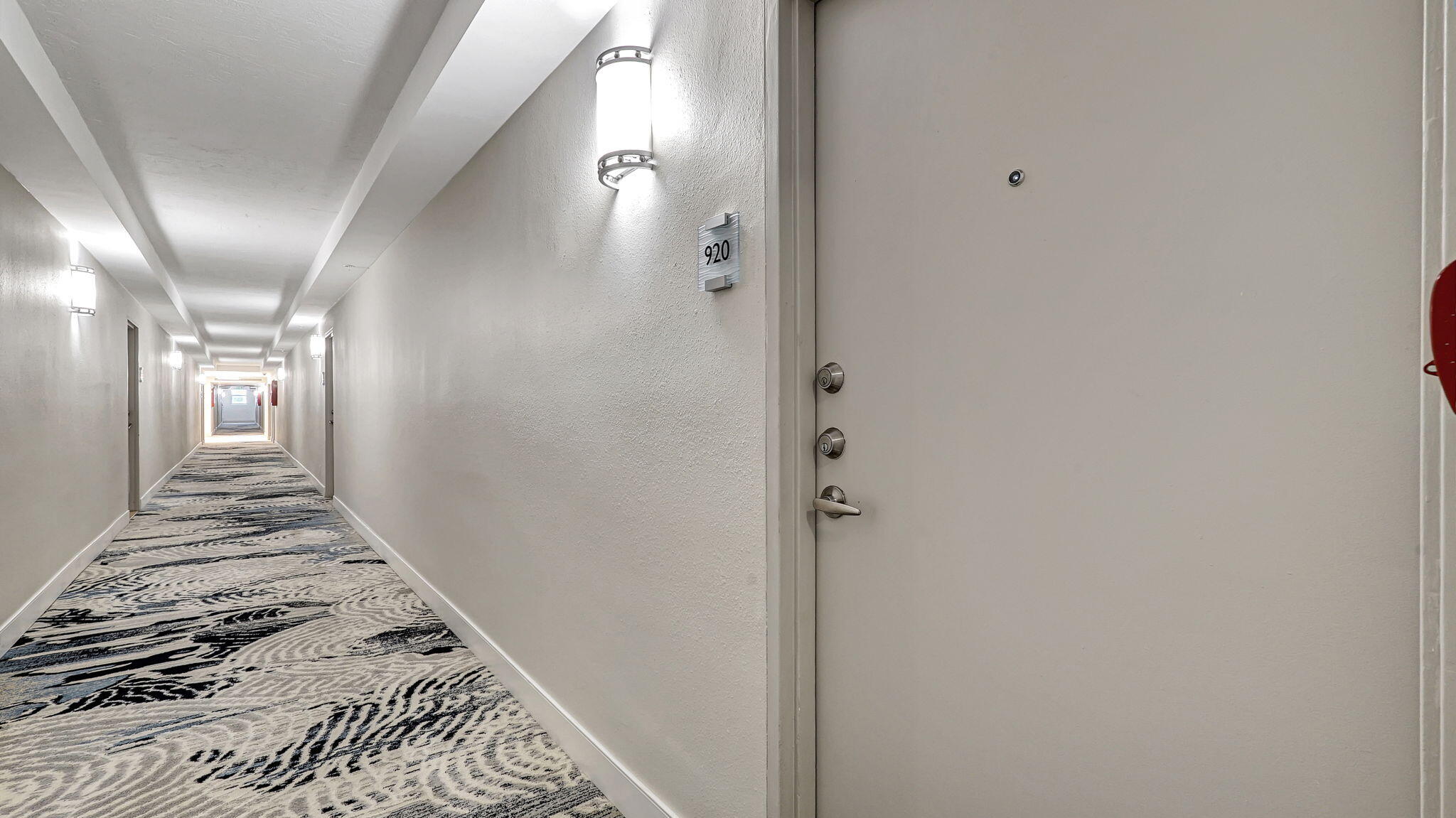 RESIDENCES ON HOLLYWOOD BEACH - Residential Lease