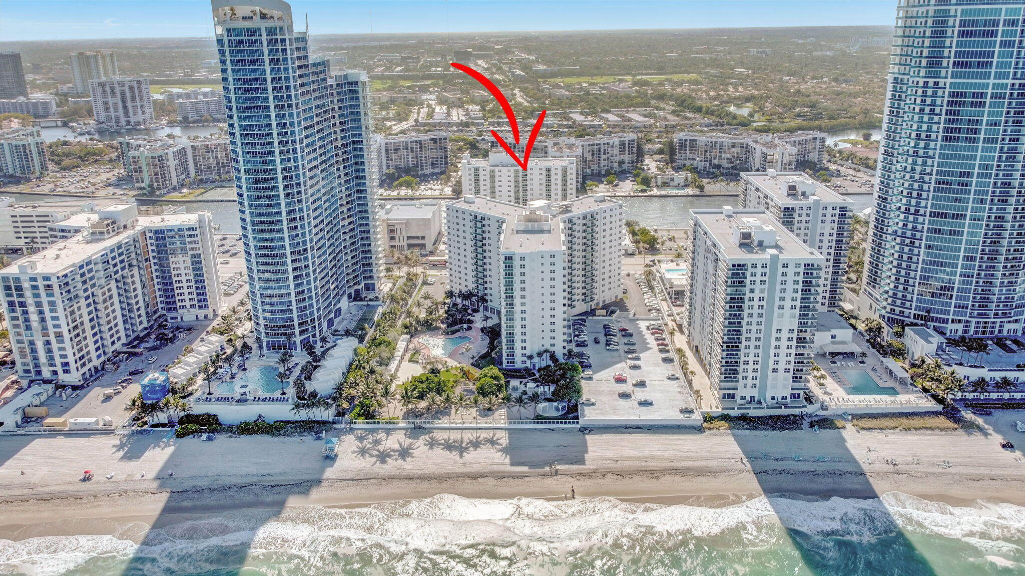 RESIDENCES ON HOLLYWOOD BEACH - Residential Lease