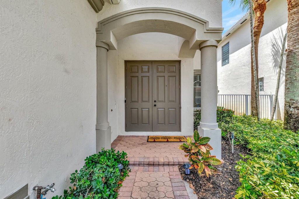 Photo of 7109 Old Orchard Way, Boynton Beach, FL 33436 (MLS # R11124393)