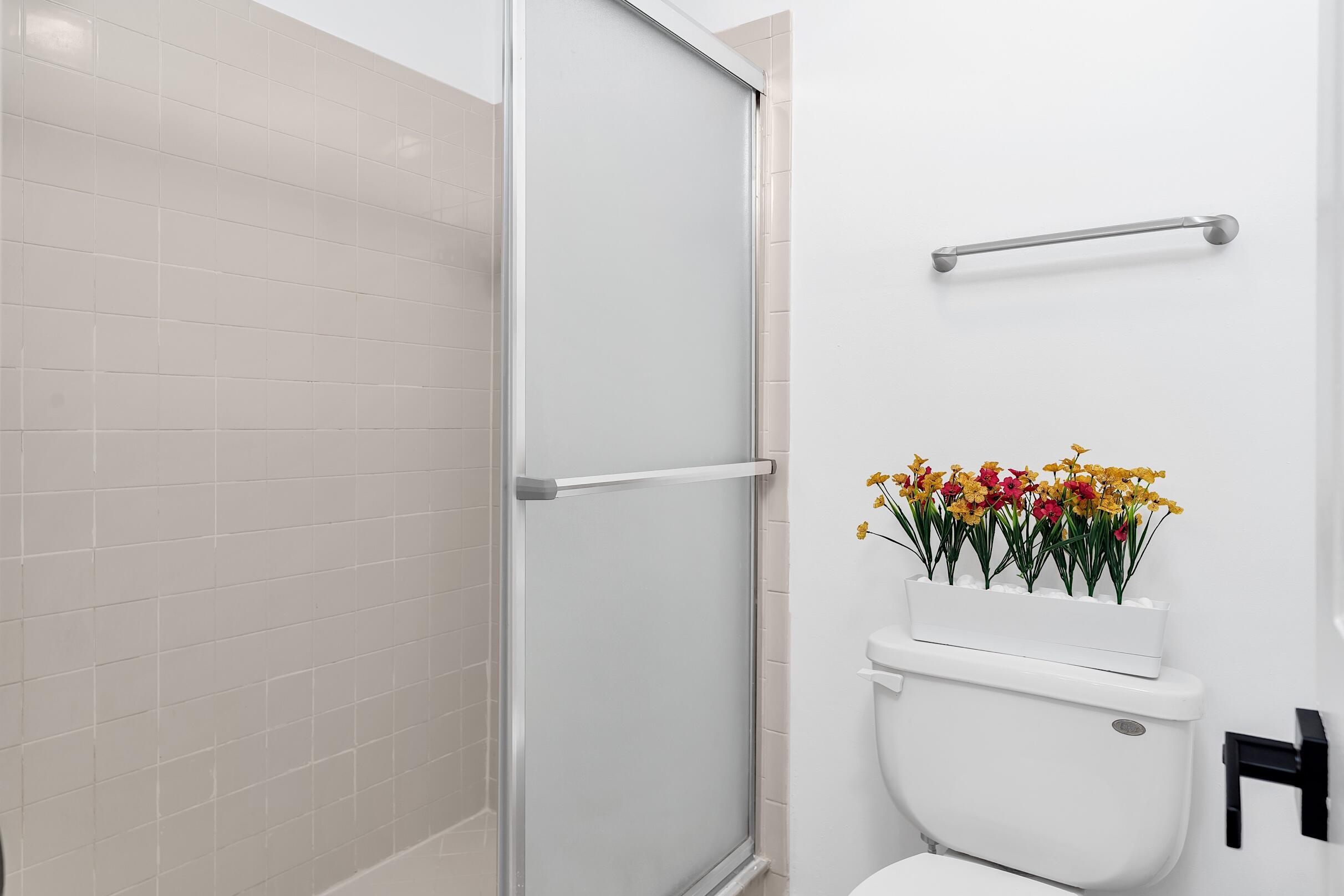 PARK AT WINDWOOD CONDO - Residential Lease