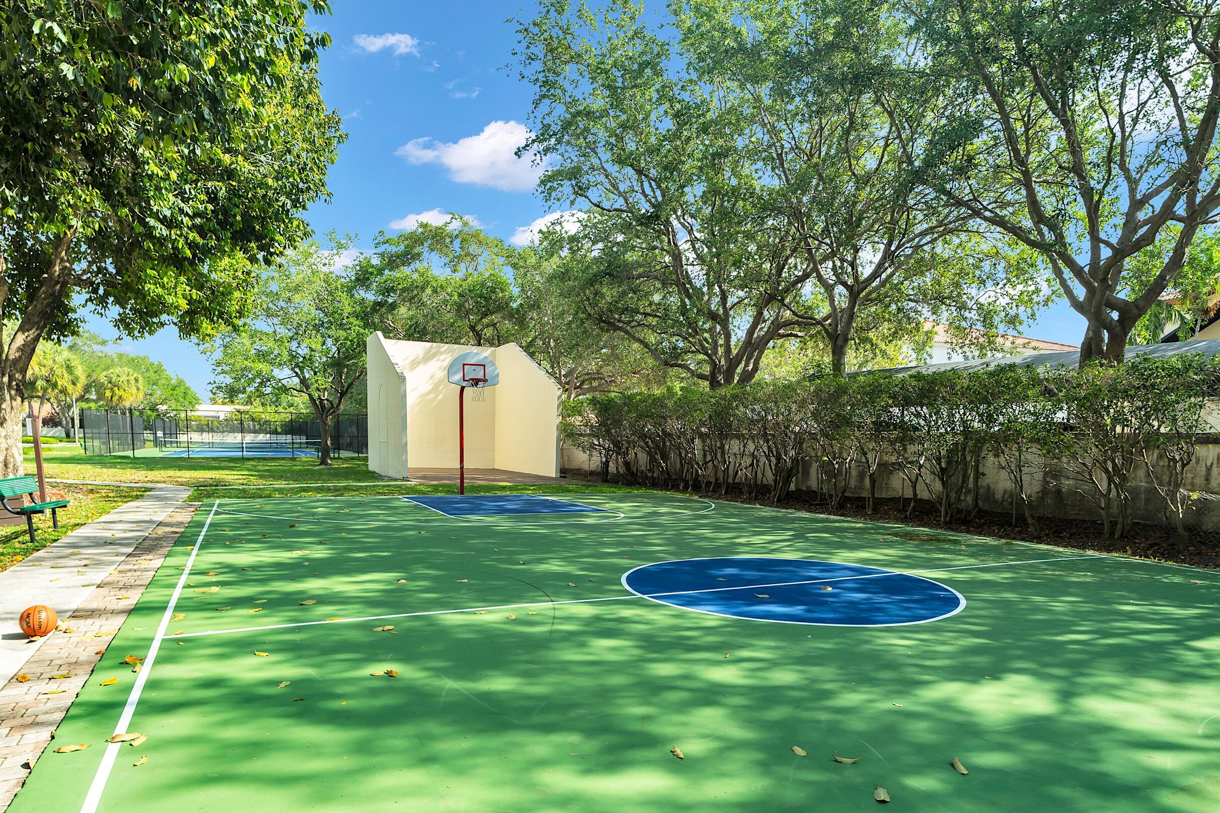 PARK AT WINDWOOD CONDO - Residential Lease