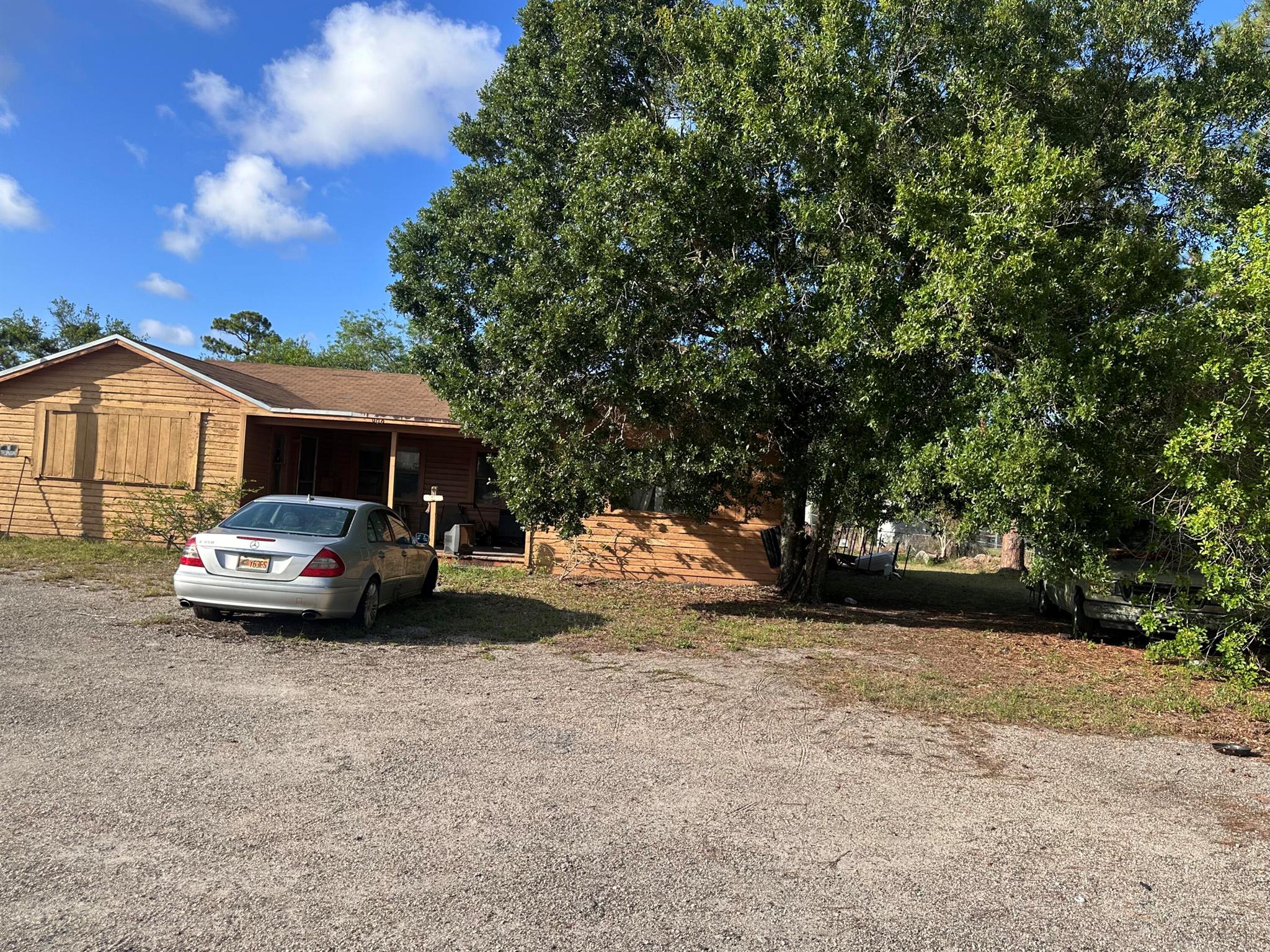 GARDEN CITY FARMS - Commercial Sale