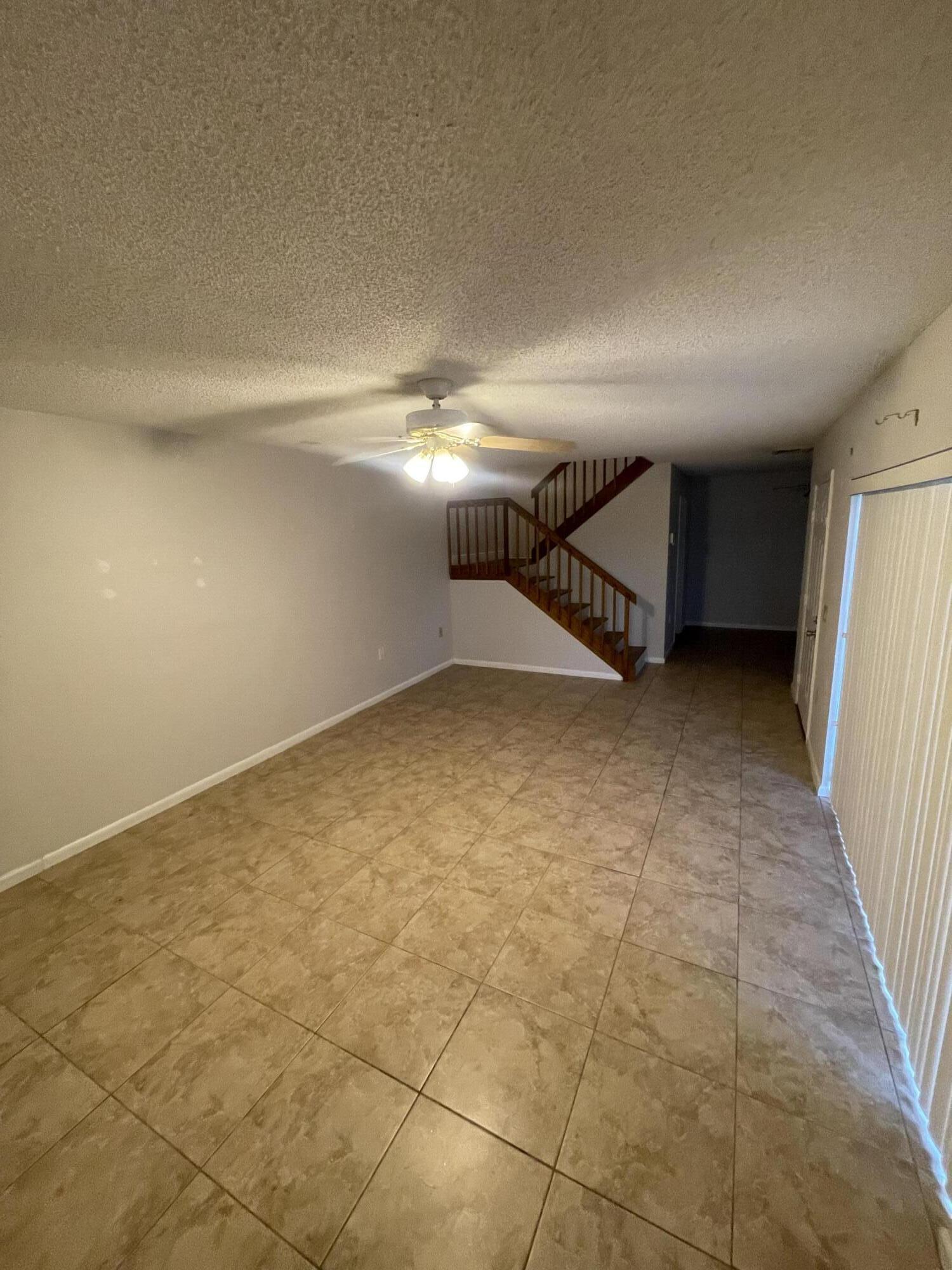 EMERALD LAKES - Residential Lease