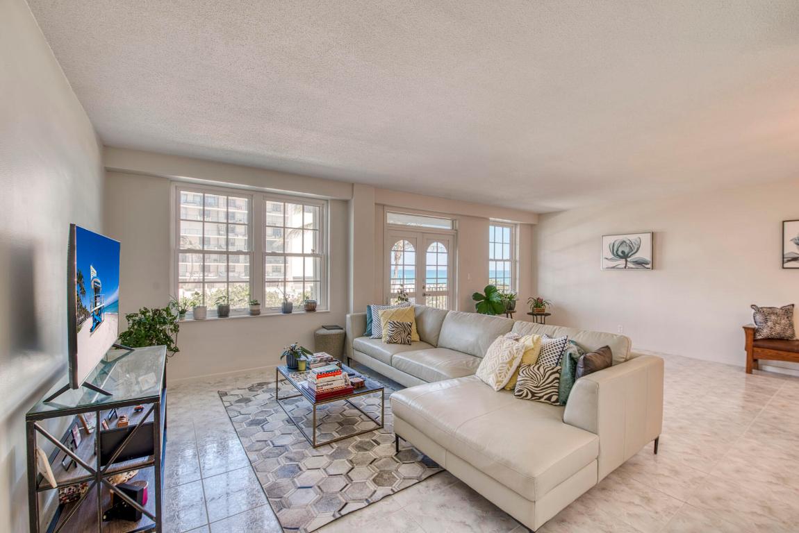 La Bonne Vie Condo - Residential