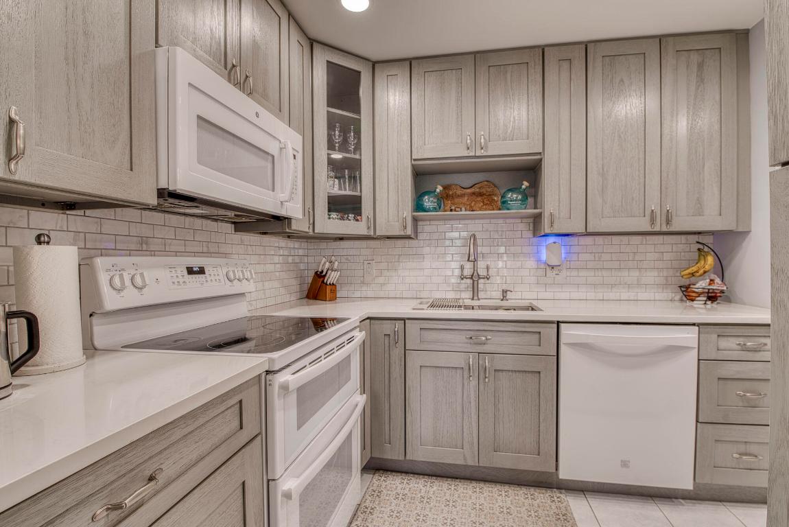 La Bonne Vie Condo - Residential