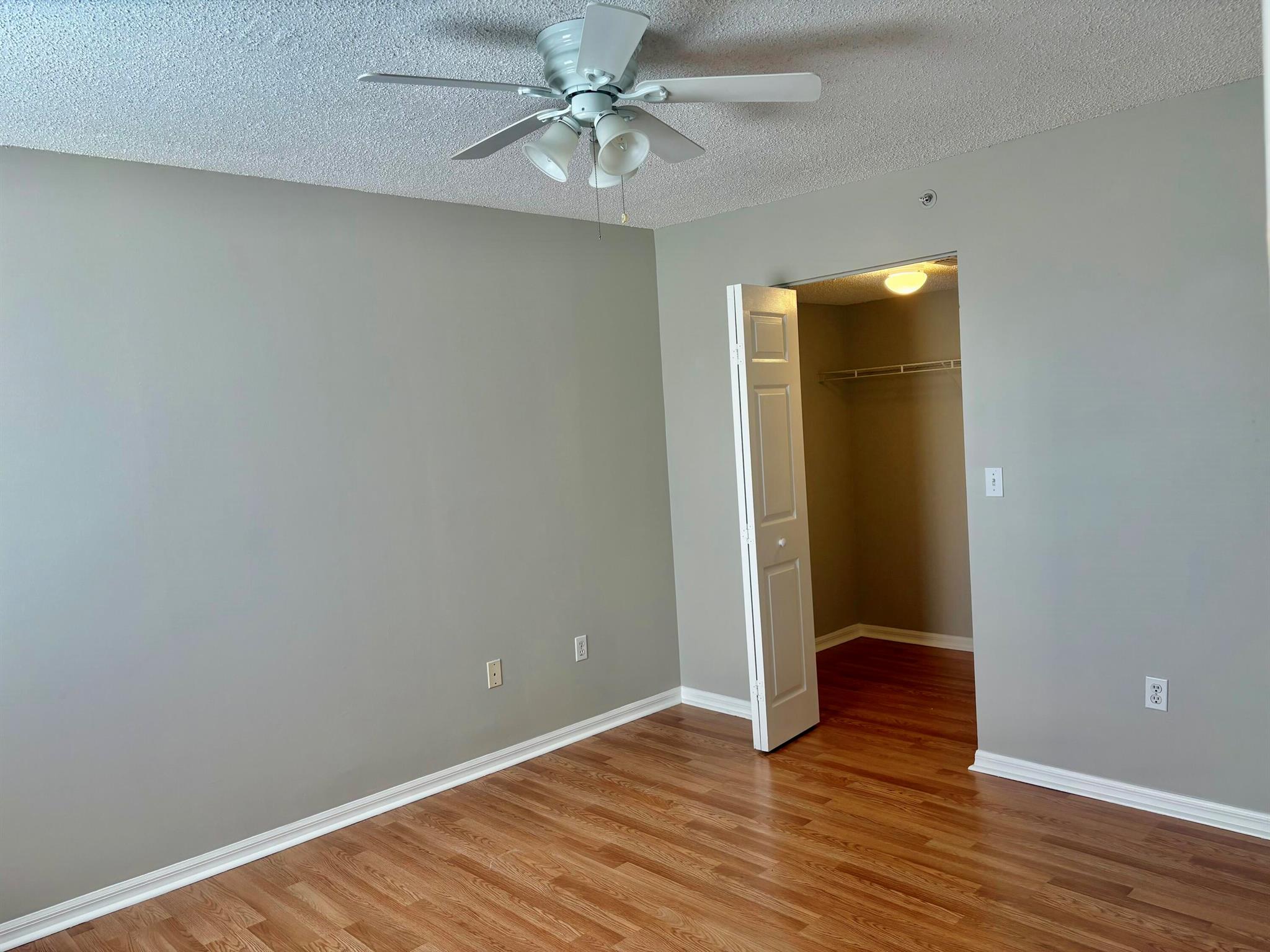 GRAND VIEW AT CRESTWOOD C - Residential Lease