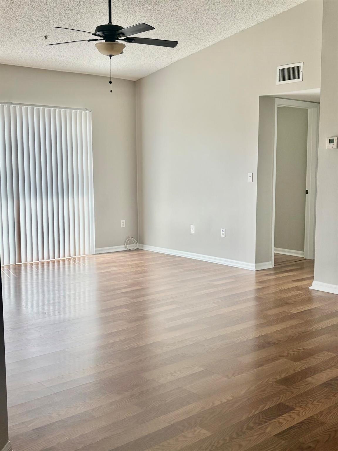 GRAND VIEW AT CRESTWOOD C - Residential Lease