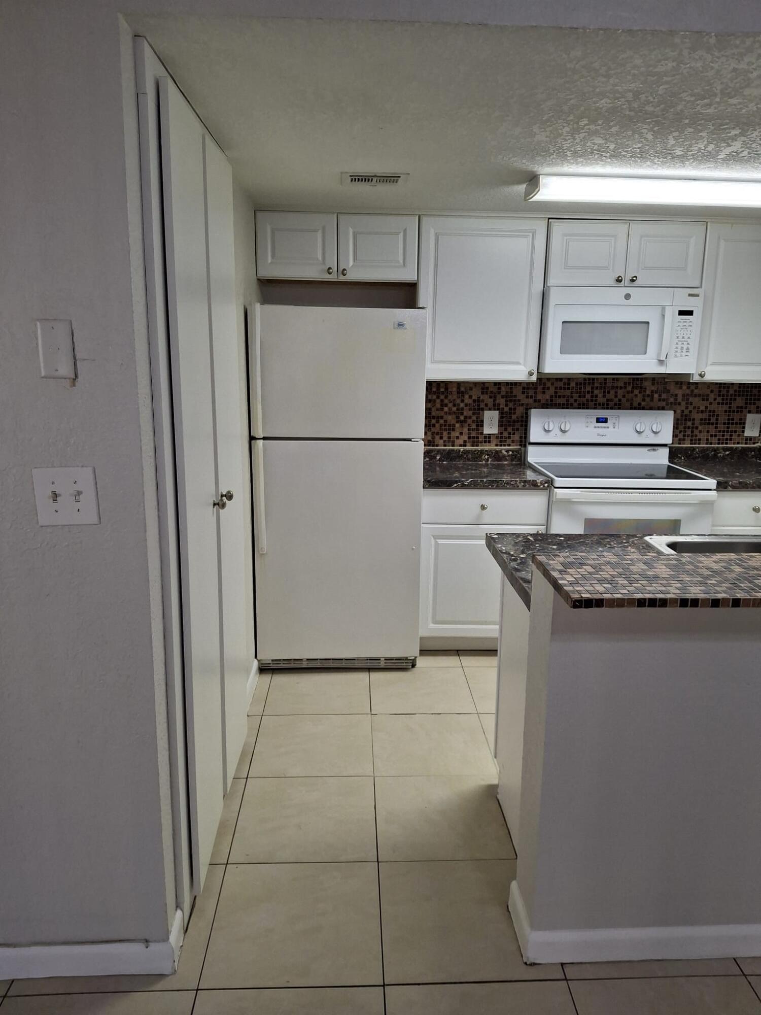 3238 Coral Lake Lane