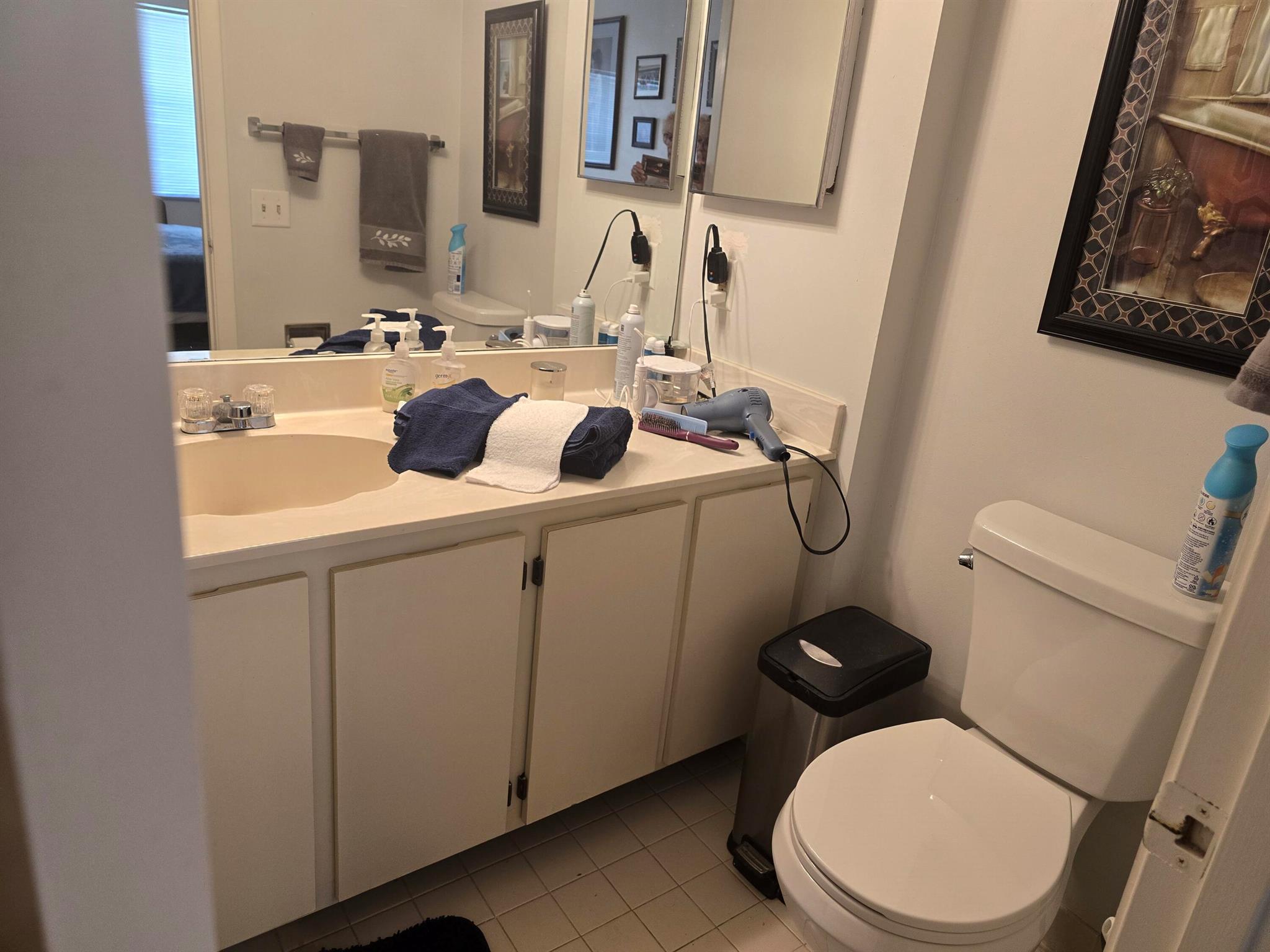 GOLDEN LAKES VILLAGE - Residential