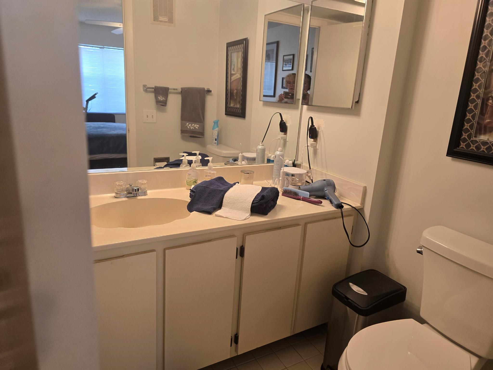 GOLDEN LAKES VILLAGE - Residential