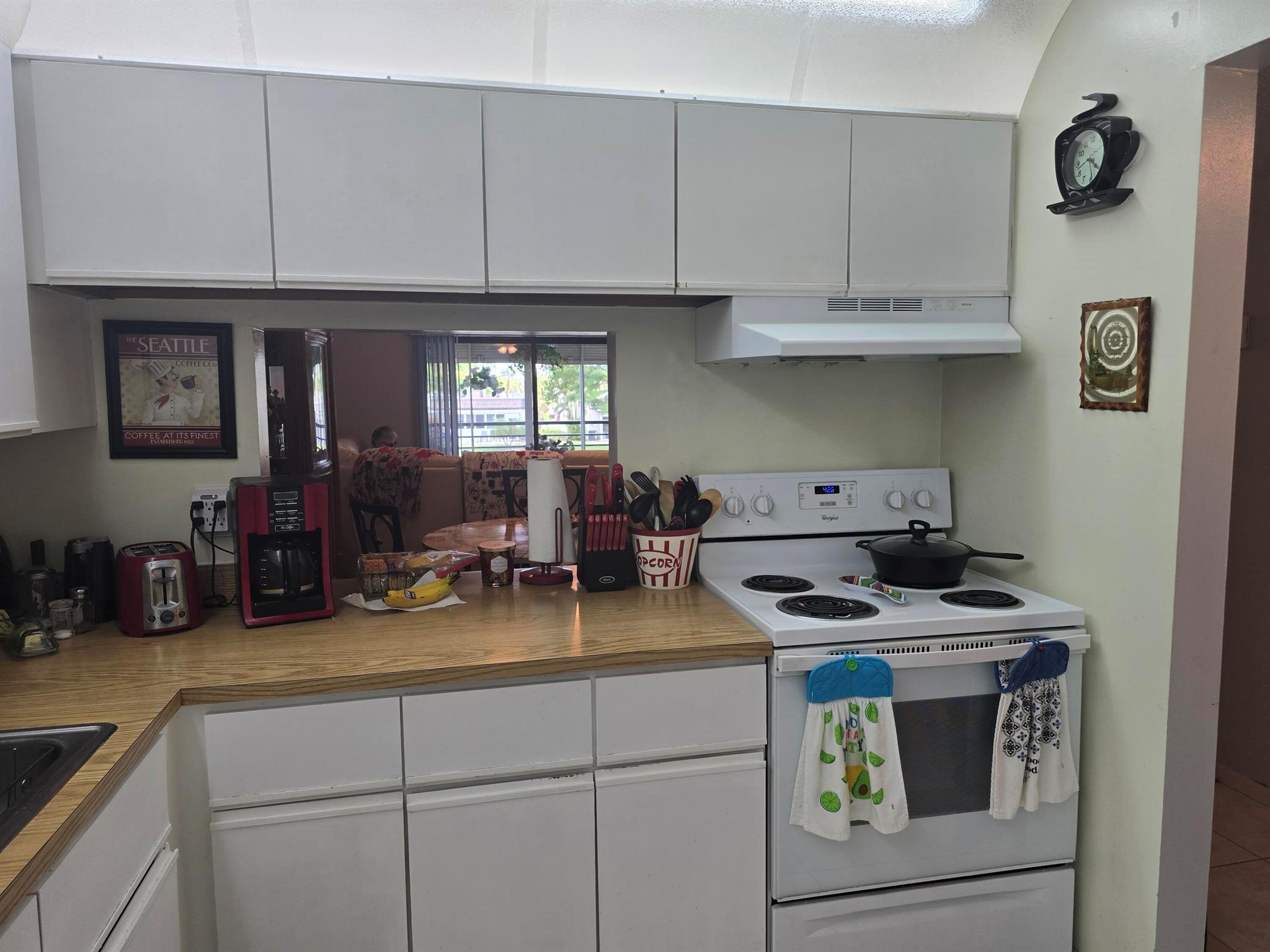 GOLDEN LAKES VILLAGE - Residential