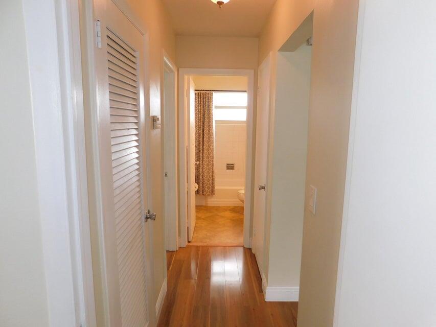 NORTH PALM BEACH VILLAGE - Residential Lease