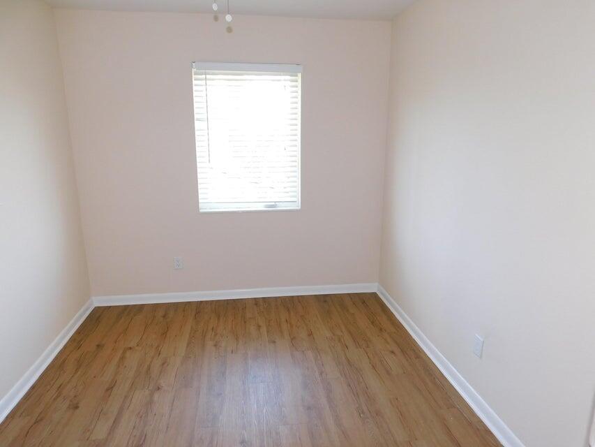 NORTH PALM BEACH VILLAGE - Residential Lease
