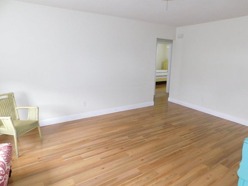 NORTH PALM BEACH VILLAGE - Residential Lease
