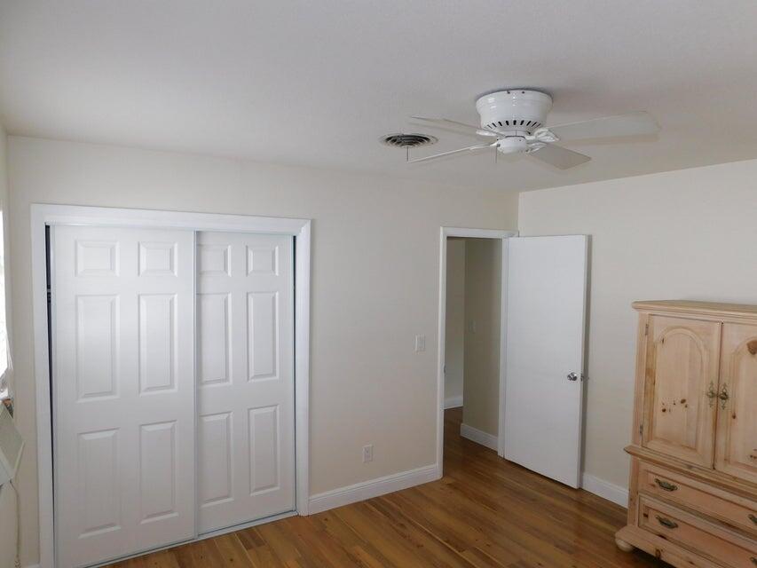 NORTH PALM BEACH VILLAGE - Residential Lease