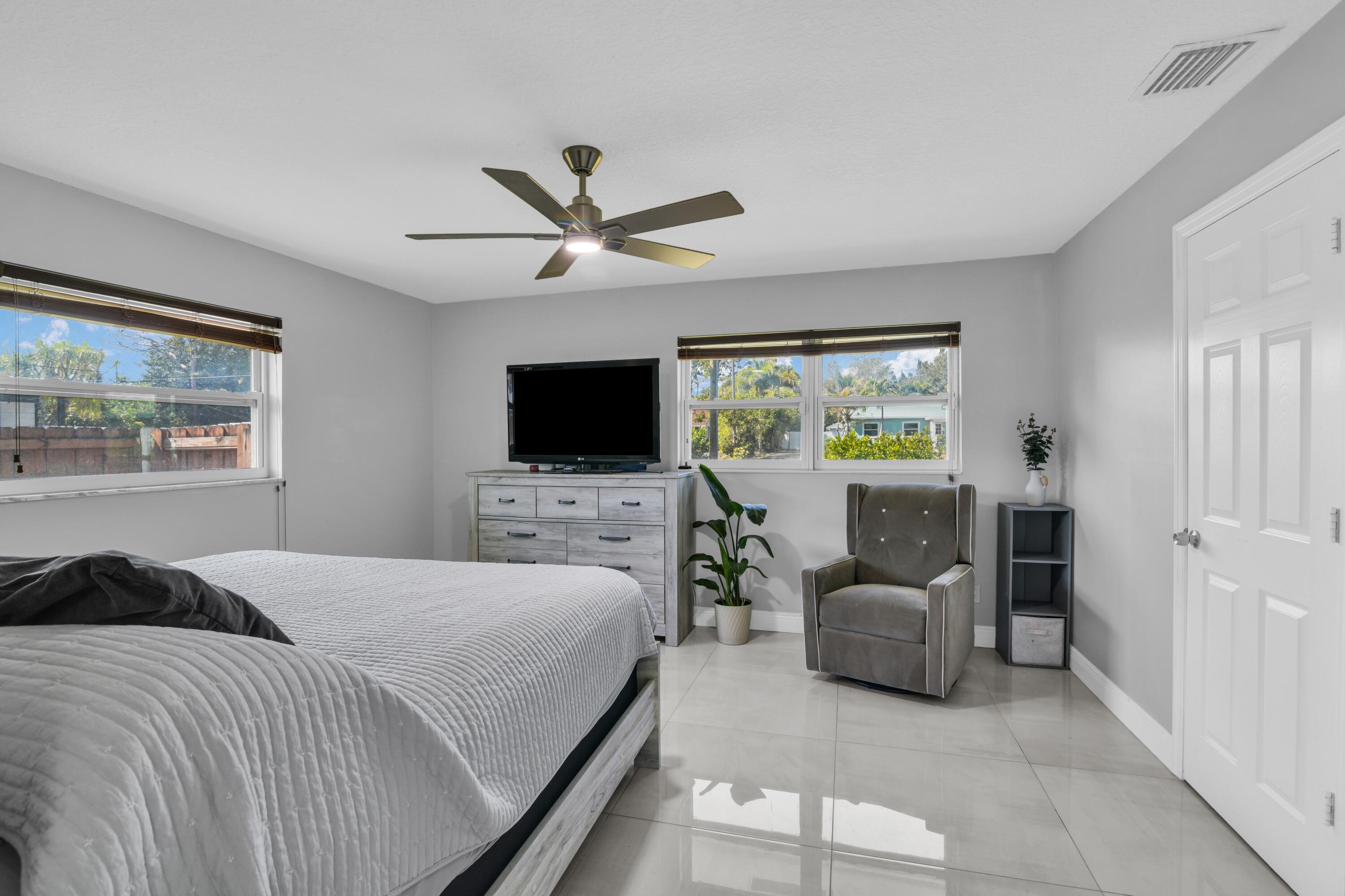 LAKEWOOD GARDENS PL 3 - Residential