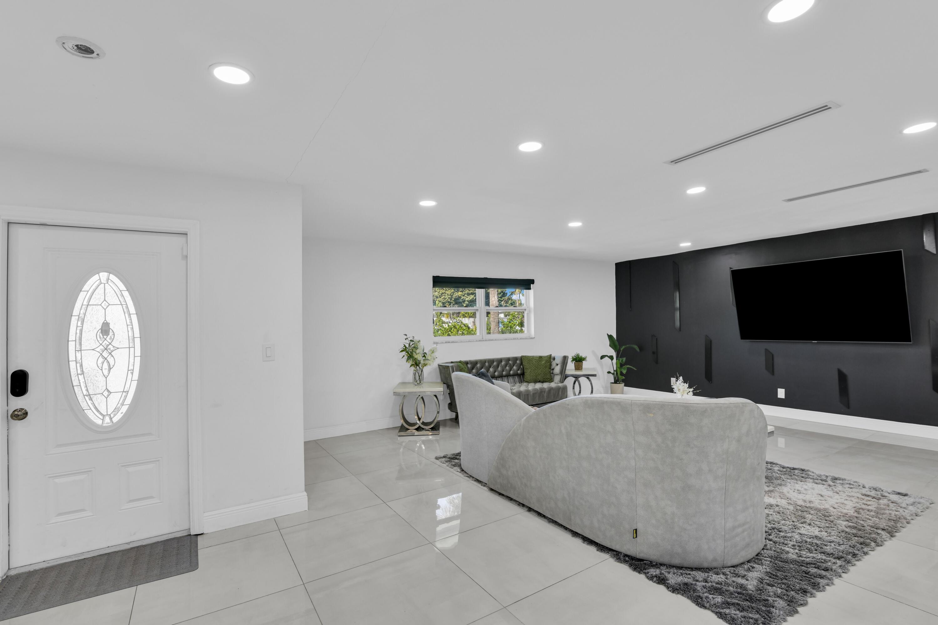 LAKEWOOD GARDENS PL 3 - Residential