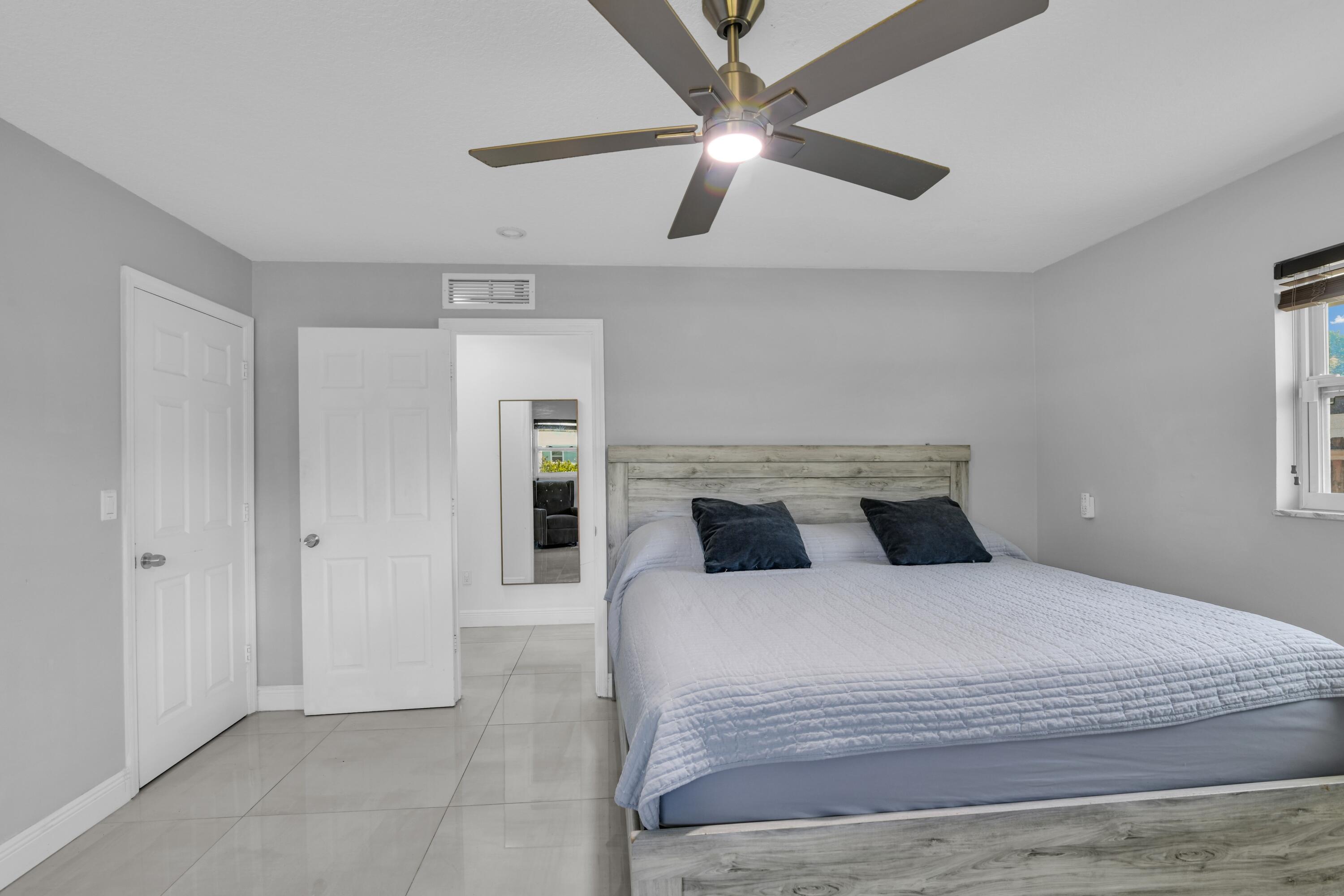 LAKEWOOD GARDENS PL 3 - Residential